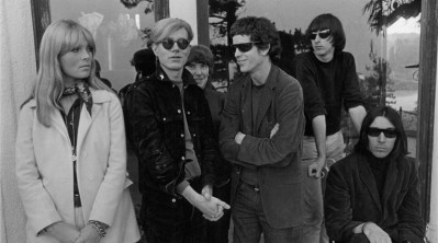 Le Velvet Underground et Nico avec Andy Warhol Hollywood Hills 1966© Gerard Malanga Courtesy Galerie